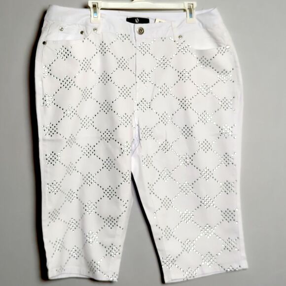 Ashley Stewart Rhinestone Embellished Denim Capri Pants - Size 18 - Picture 1 of 6